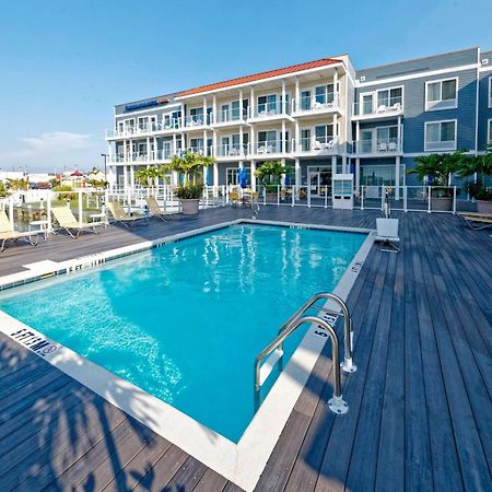 Fairfield Inn & Suites By Marriott Chincoteague Island Waterfront Экстерьер фото