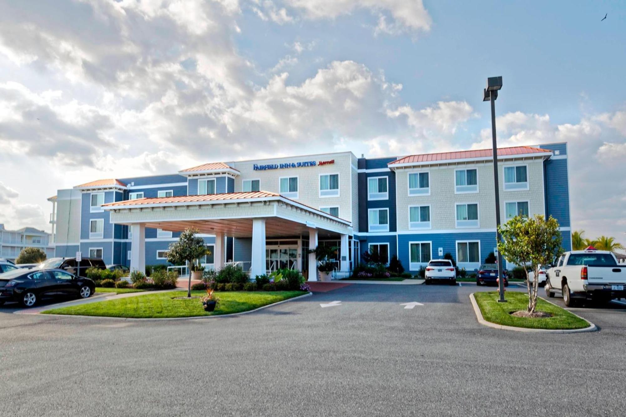 Fairfield Inn & Suites By Marriott Chincoteague Island Waterfront Экстерьер фото